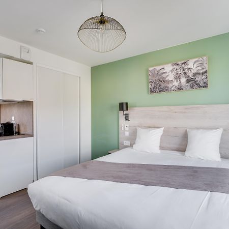 All Suites Appart Hotel Massy ปาเลโซ ภายนอก รูปภาพ